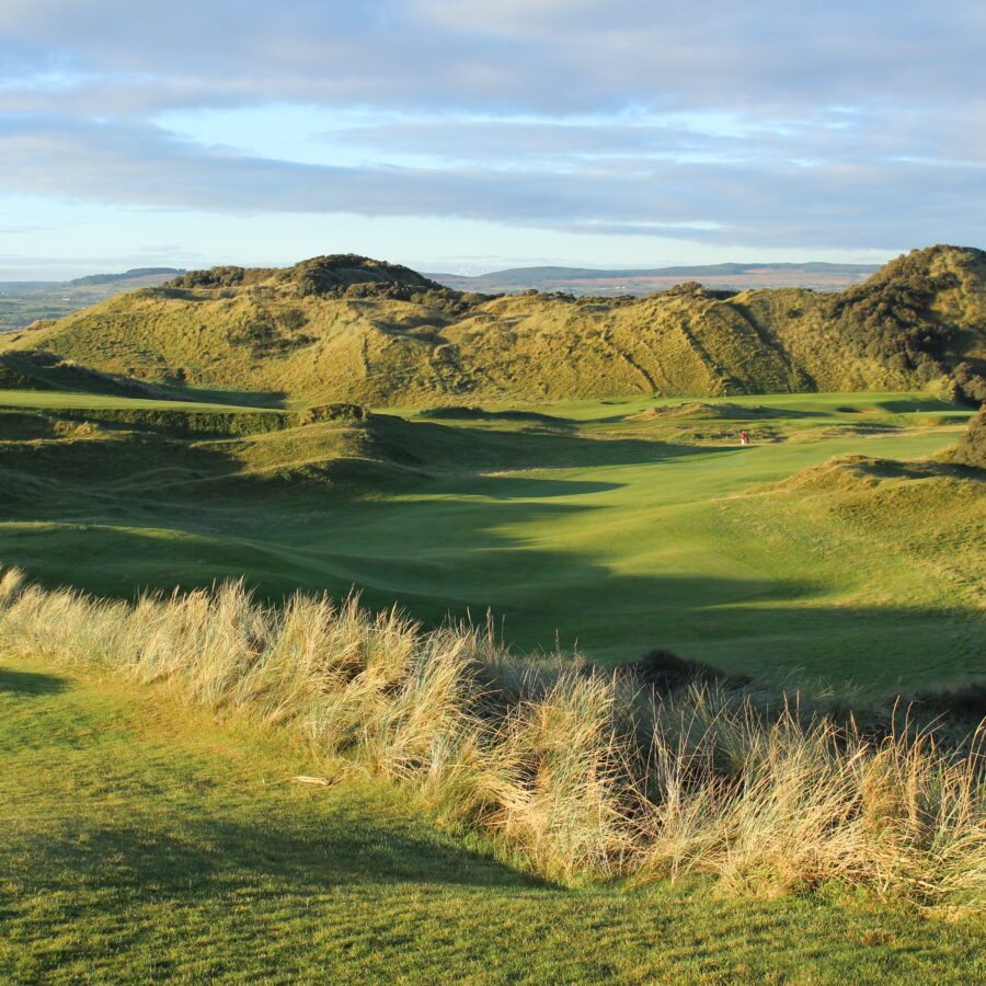 Blick vom Abschlag der 1 in Portstewart Strand