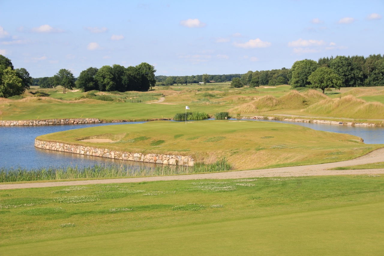 GC Oberalster, Loch 9
