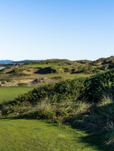 Pacific Dunes Loch 11