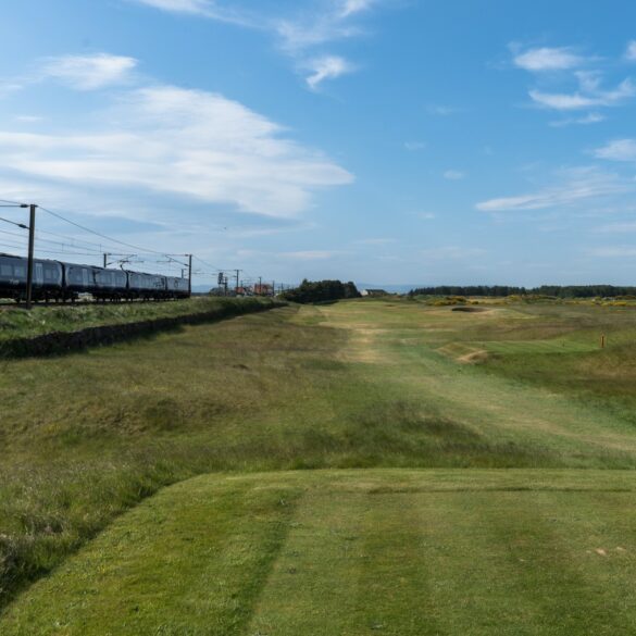 Dundonald Links Loch 13